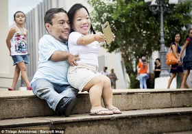 Size doesn't matter when it comes to love: Meet the world's shortest couple (Photos)